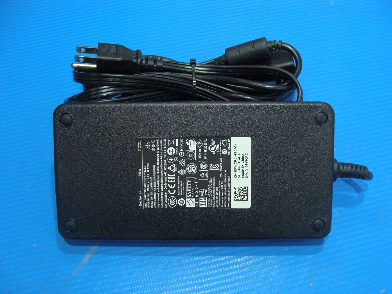 Genuine Dell 240W 7.4mm Laptop AC Power Adapter 19.5V 12.3A GA240PE1-00 /0FWCRC