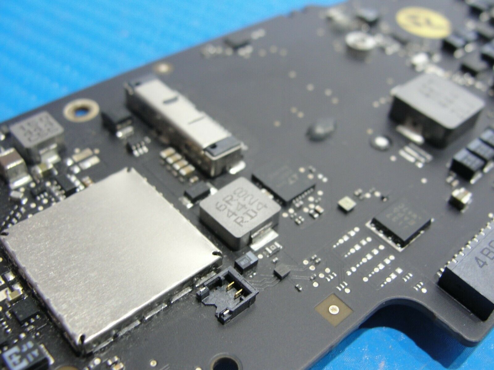 MacBook Air A1466 13