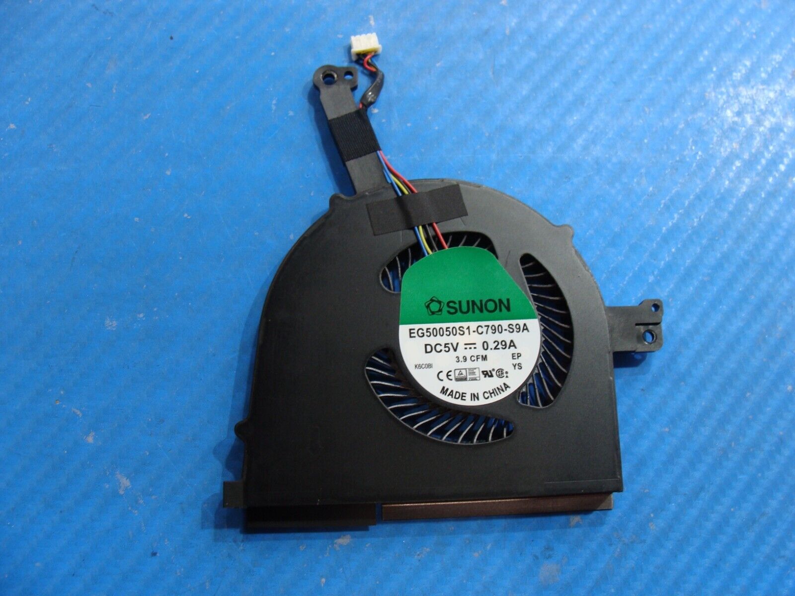 Dell Latitude E5570 15.6