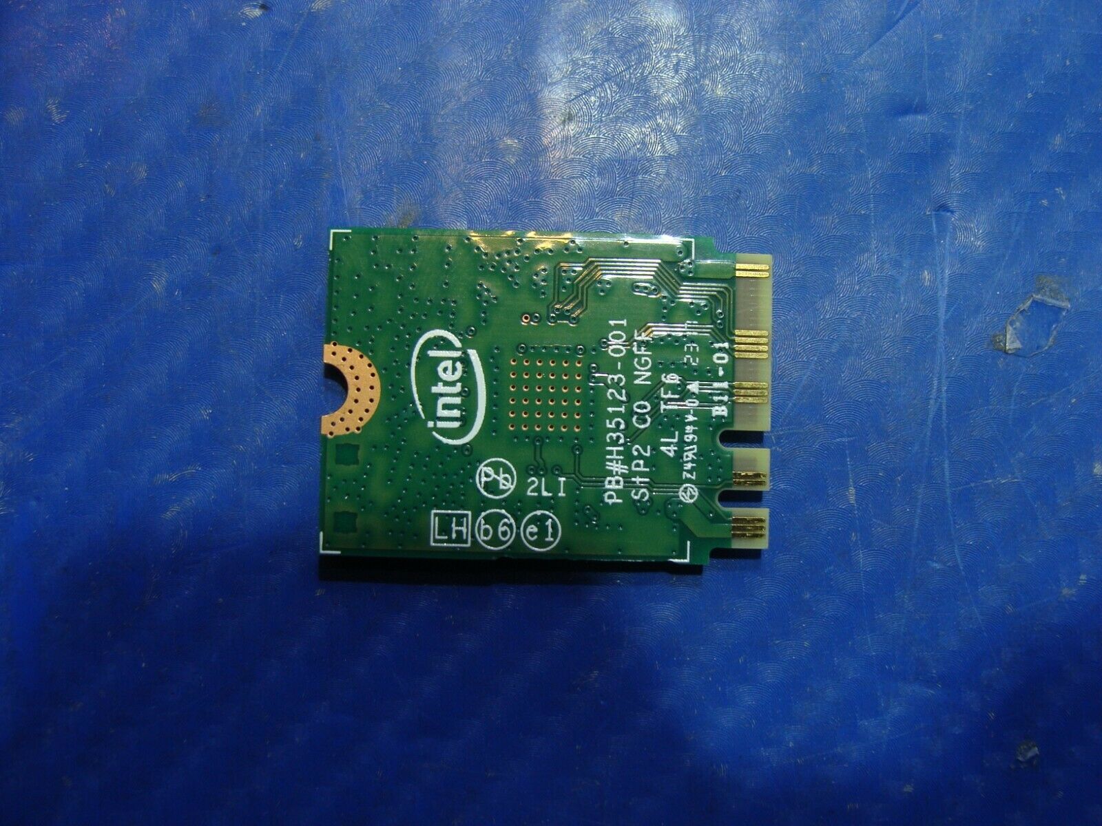 HP Chromebook x360 11-ae027nr 11.6