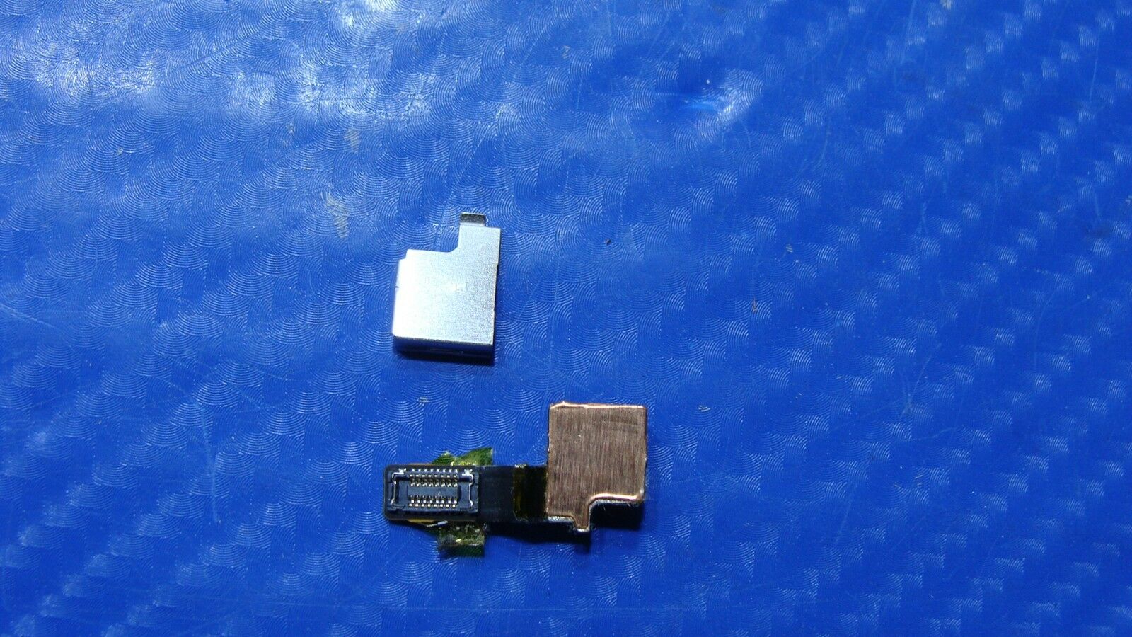 Apple iPod Touch 4th Gen 32GB A1367 3.5