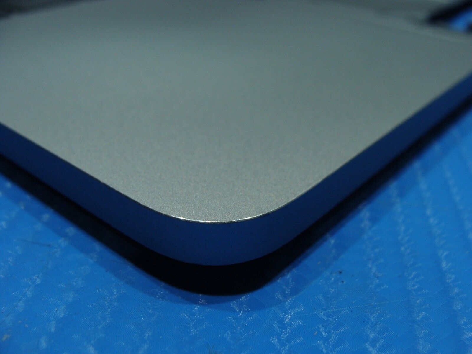 MacBook Pro A1708 2017 MPXQ2LL/A 13