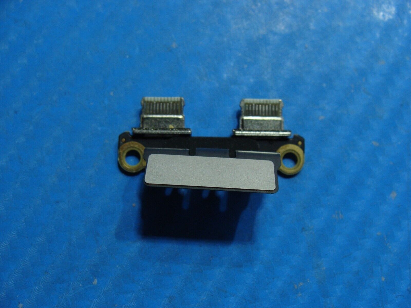 MacBook Pro A1989 13