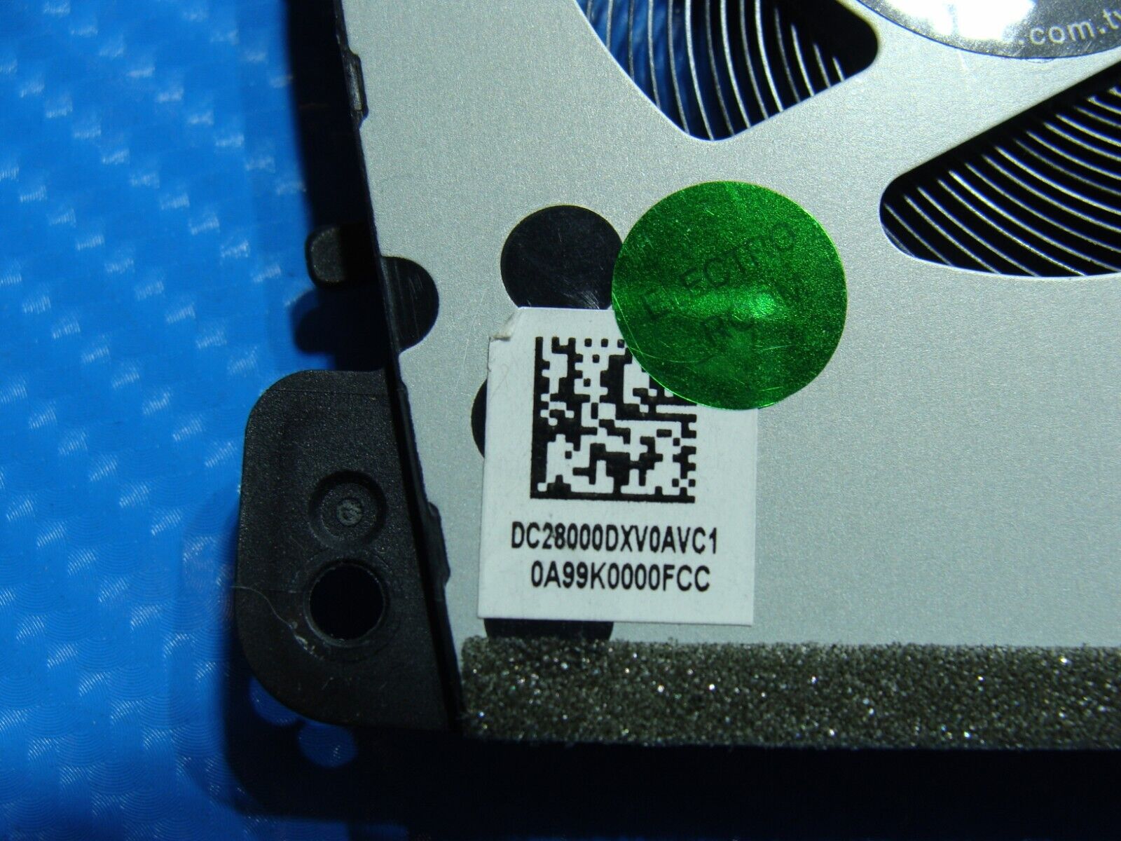 Lenovo IdeaPad S145-14IWL 14 Genuine Laptop CPU Cooling Fan DC28000DXV0