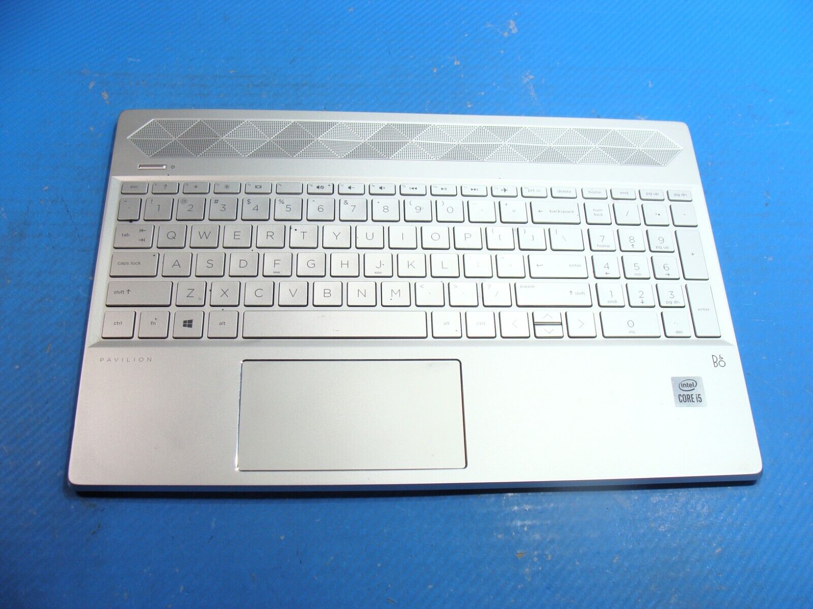 HP Pavilion 15.6 15-cs3079nr Genuine Palmrest w/Touchpad Keyboard EBG7B015010