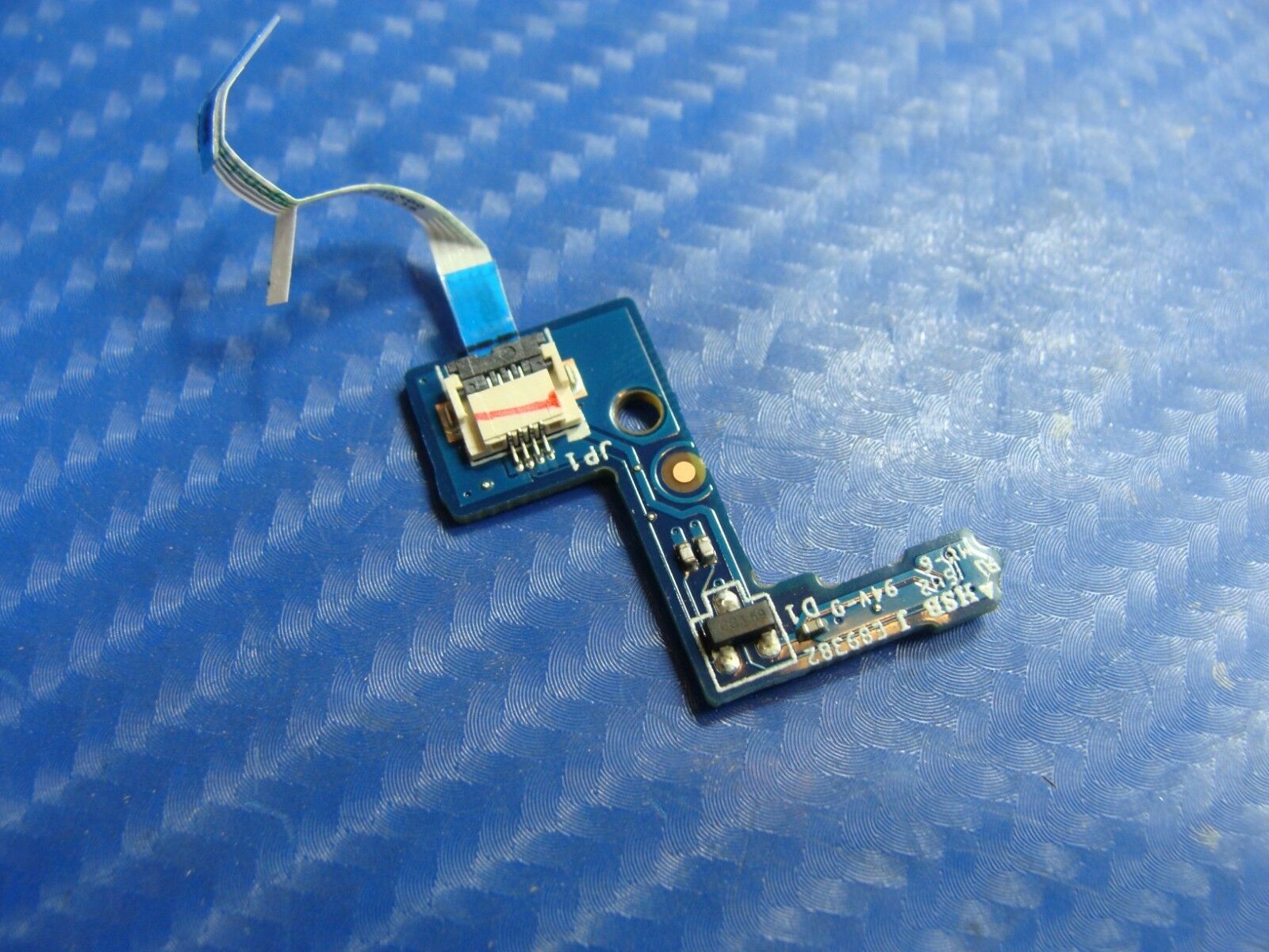 HP ENVY m7-n109dx 17.3