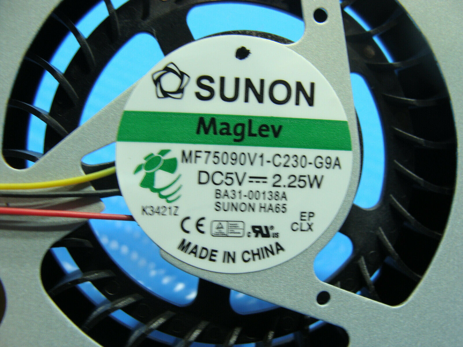 Samsung ATIV Book 2 NP270E5E-K01US 15.6