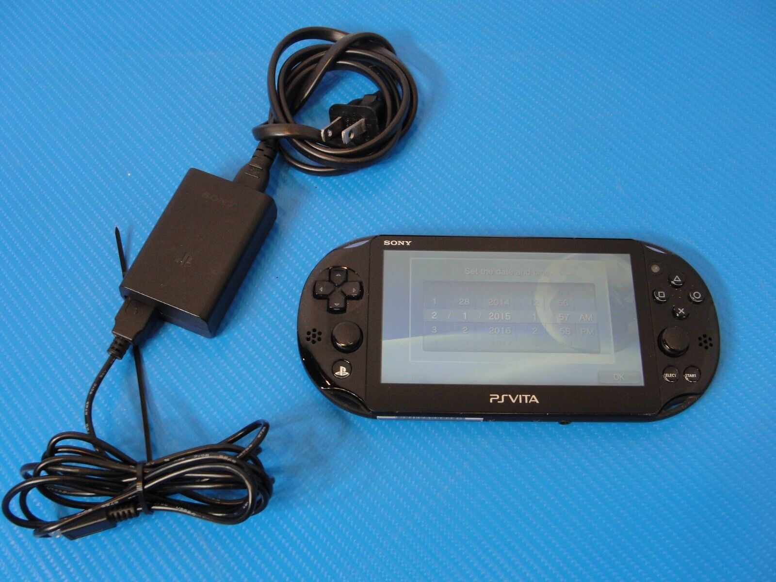 Black Sony PS Vita Slim PCH-2001 US Model NTSC Console Playstation 64GB +Charger