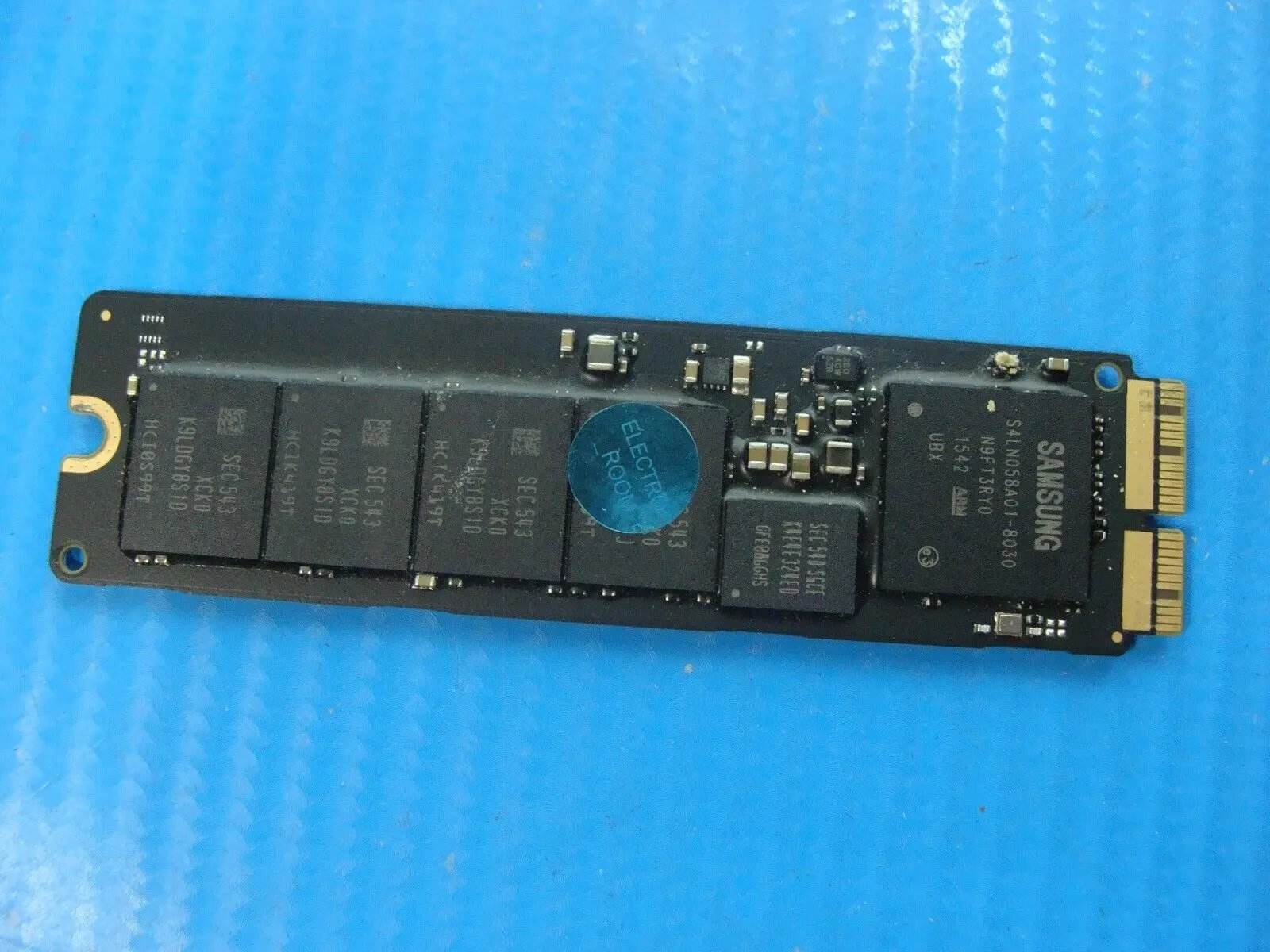 MacBook A1466 2015 MJVE2LL/A 128GB Samsung 12+16 SSD MZ-JPV128R/0A2 655-1857J - Tested Computer Laptop Parts