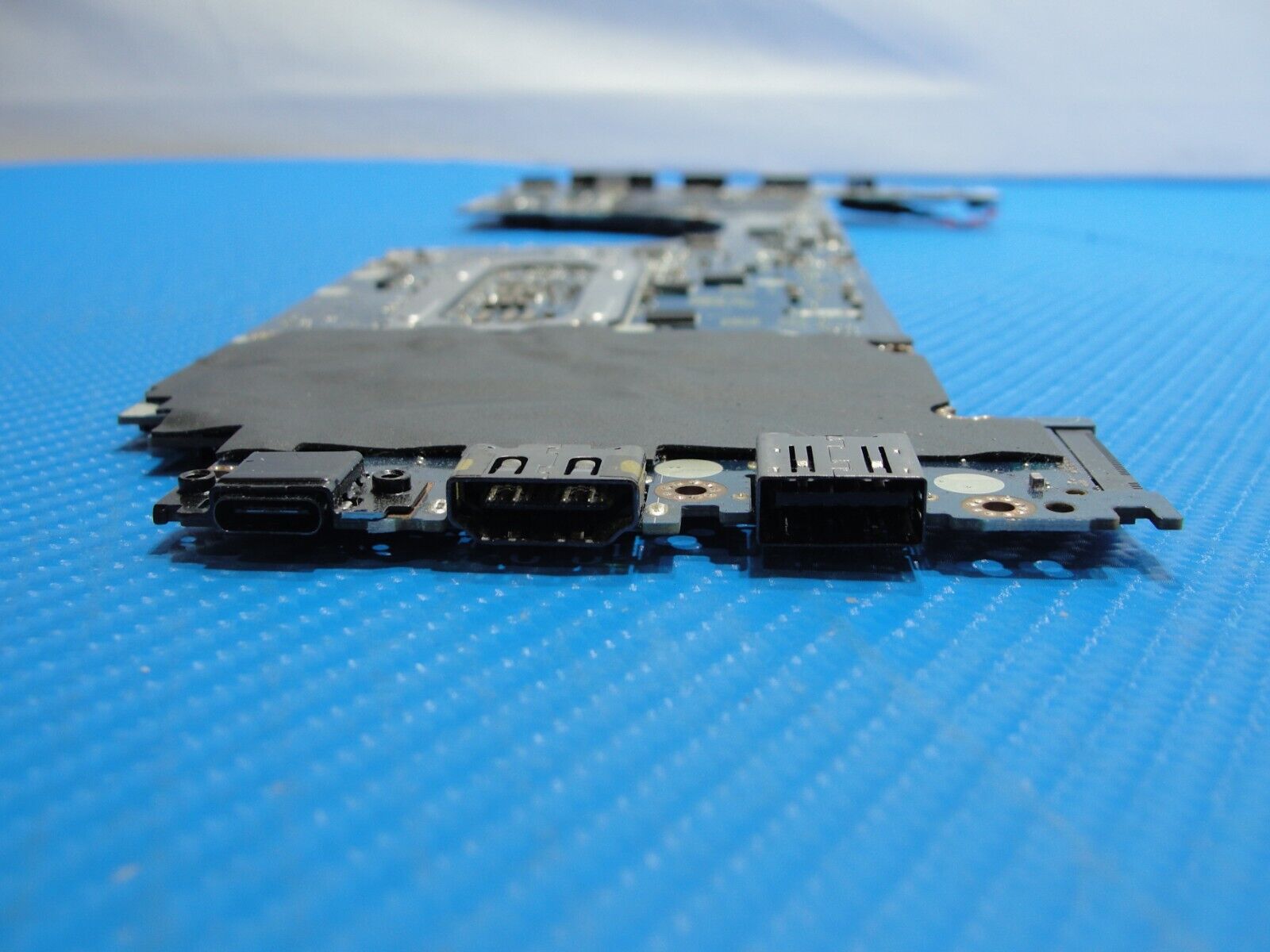 Dell Latitude 7390 13.3