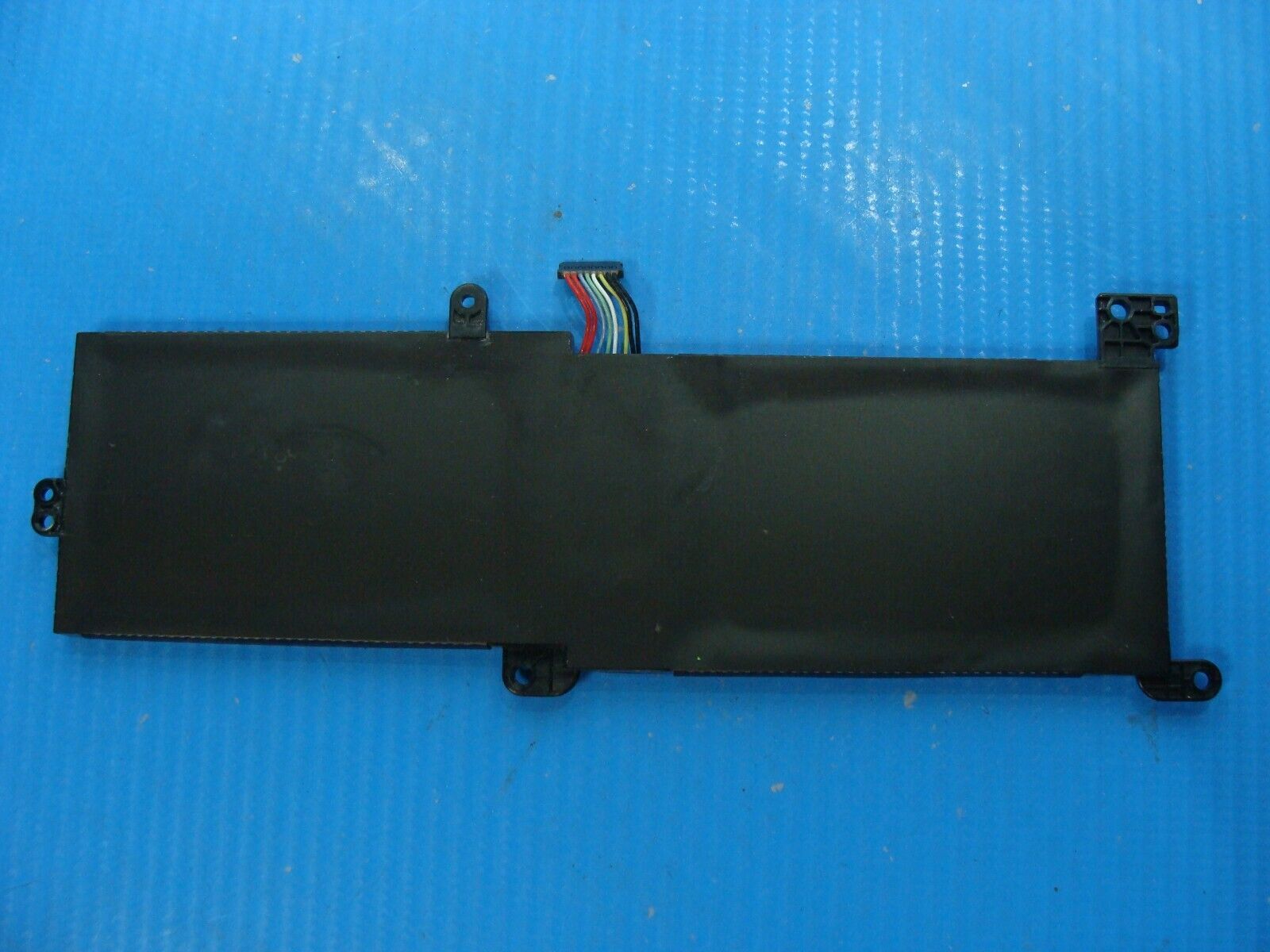 Lenovo IdeaPad 320-15IKB 15.6 Battery 7.6V 35Wh 4400mAh L16L2PB3