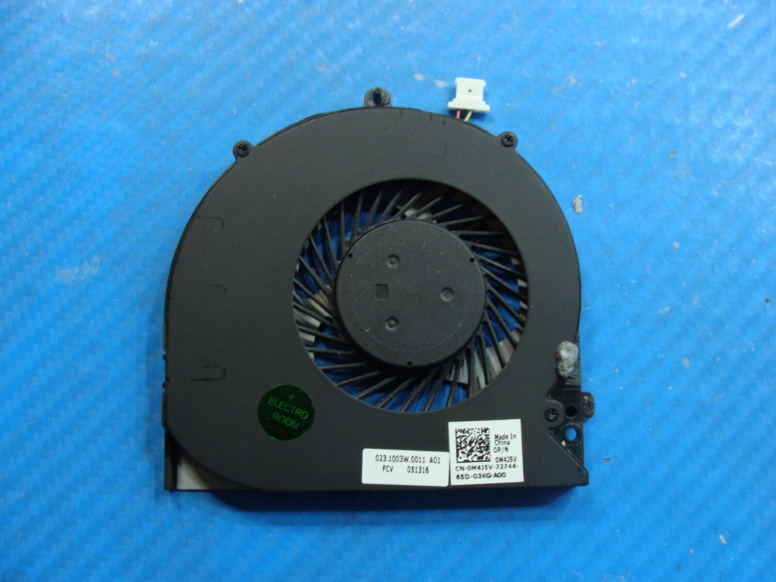 Dell Latitude 3570 15.6 Genuine Laptop CPU Cooling Fan M4J5V 023.1003W.0011