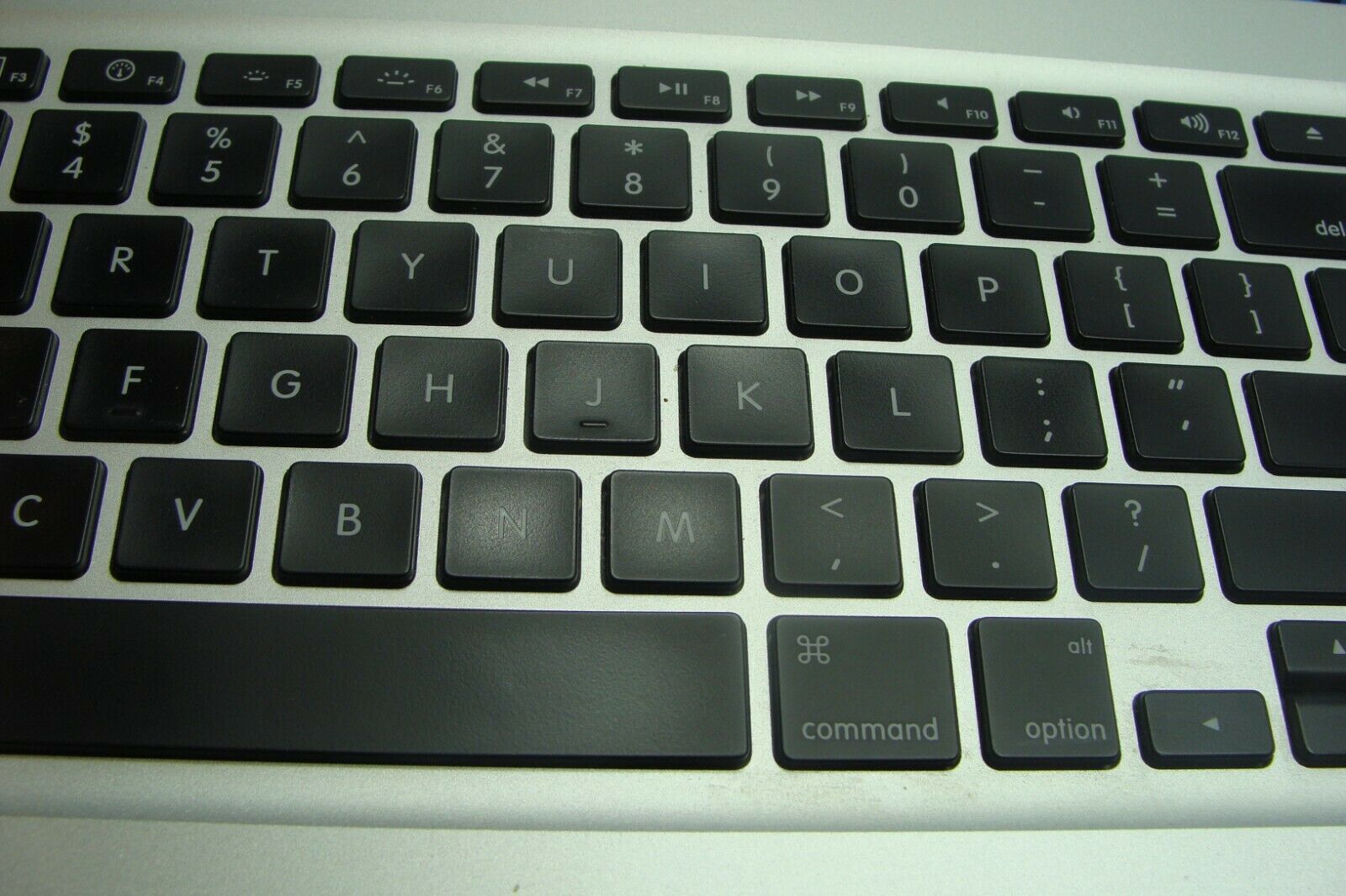 MacBook Pro A1297 MC725LL/A Early 2011 17