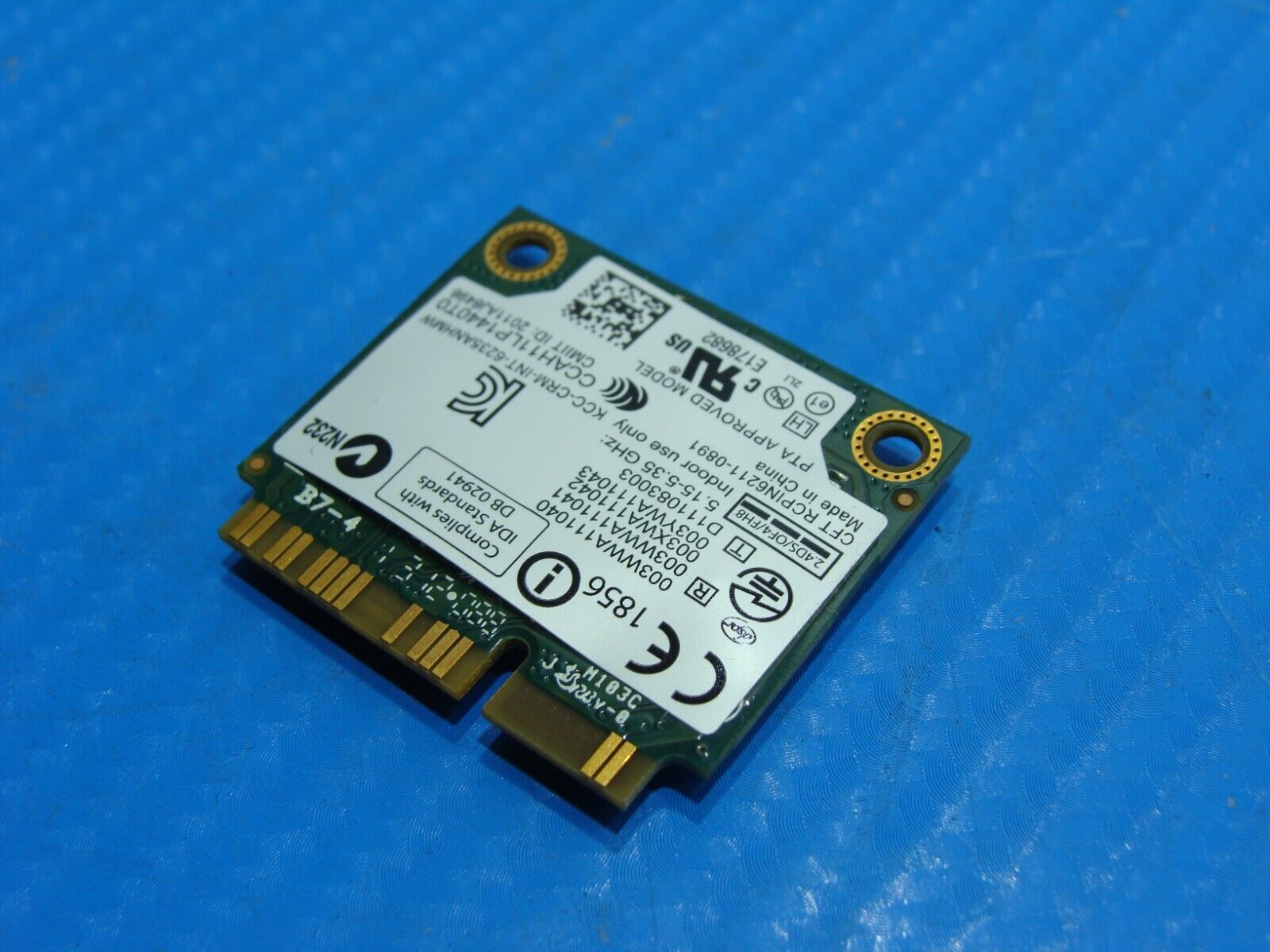 Samsung NP900X4C-A03US 13.3