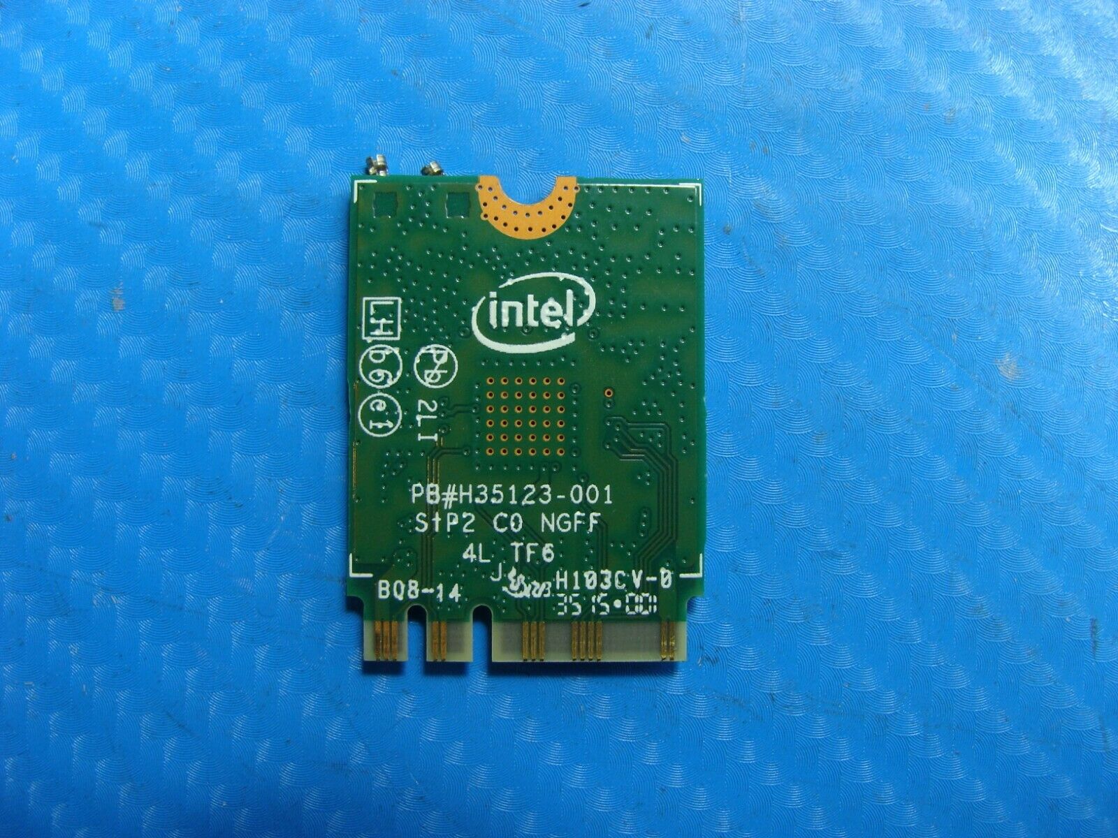 HP Pavilion 15-an050nr 15.6