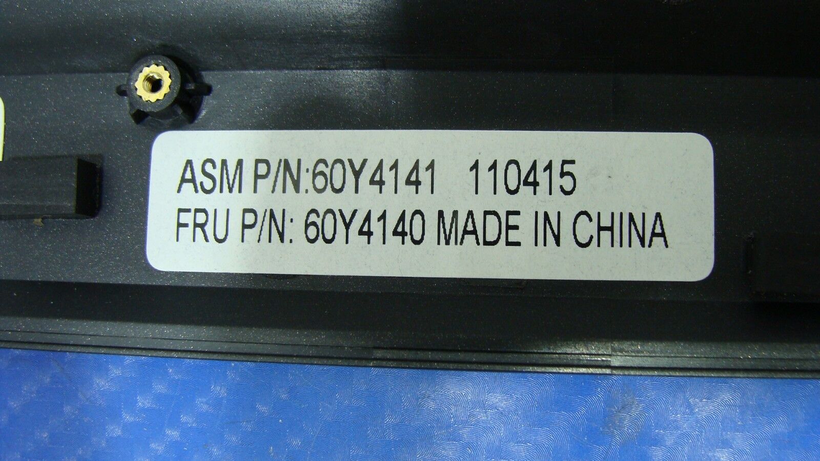 Lenovo ThinkPad 15.6 L512 OEM Palmrest w/TouchPad & Bezel Shielding 75Y4616