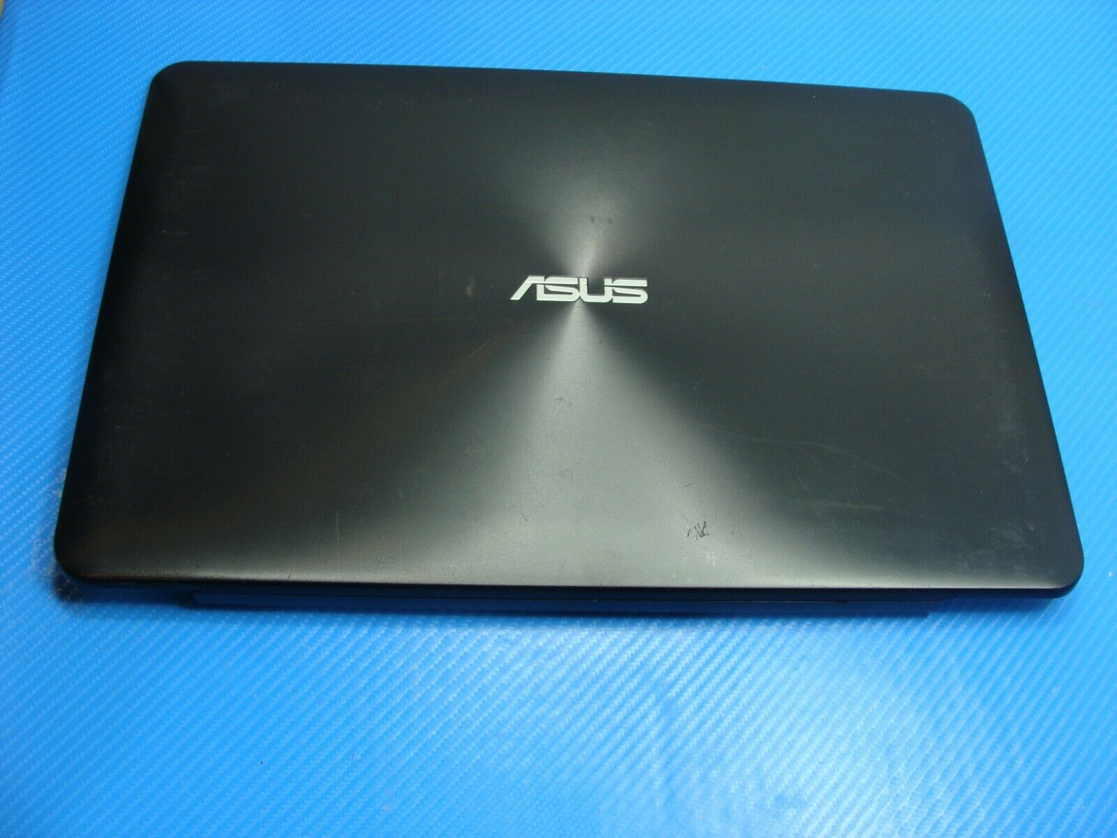 Asus F555LA-AB31 15.6