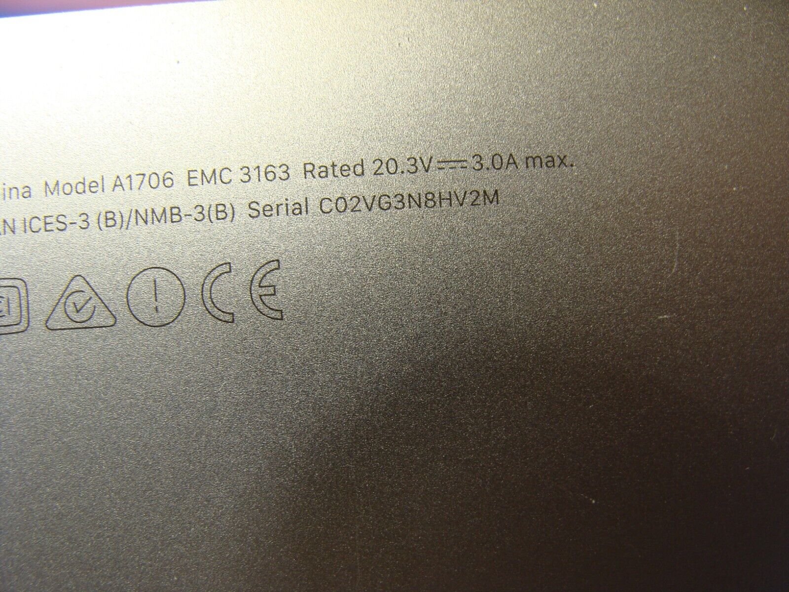 MacBook Pro A1706 13