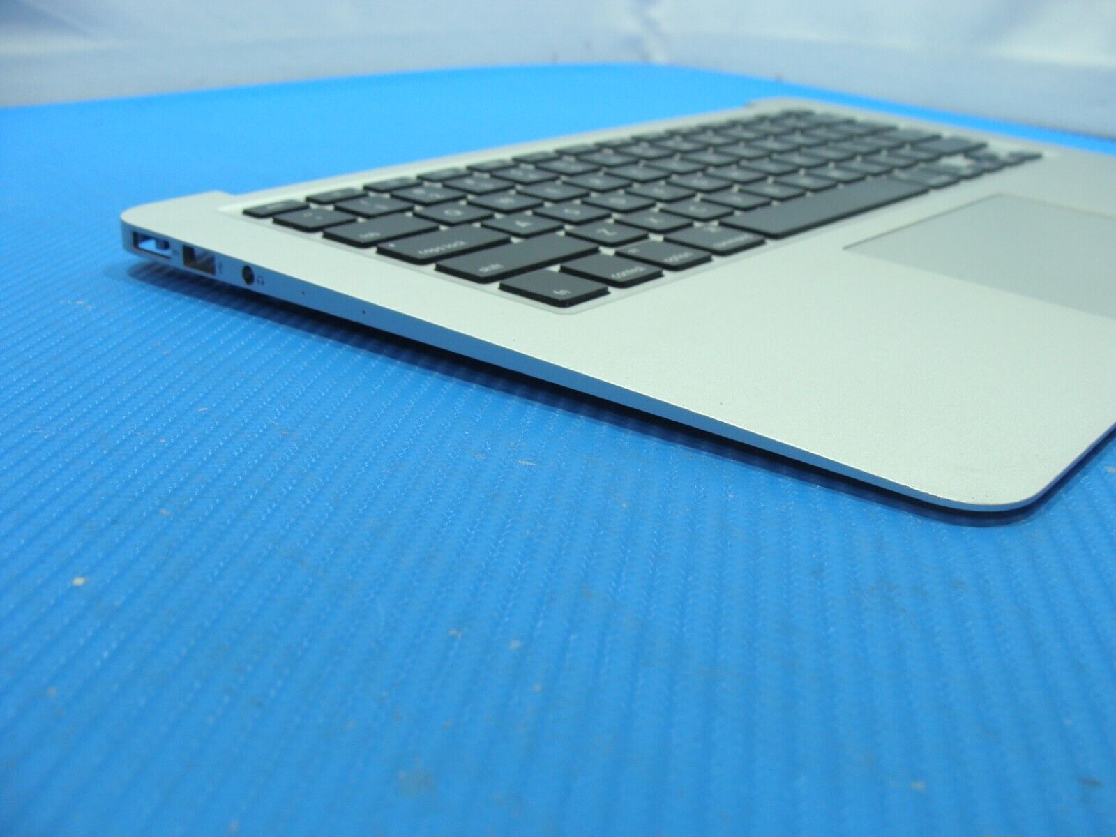 MacBook Air A1466 2015 MJVE2LL/A 13