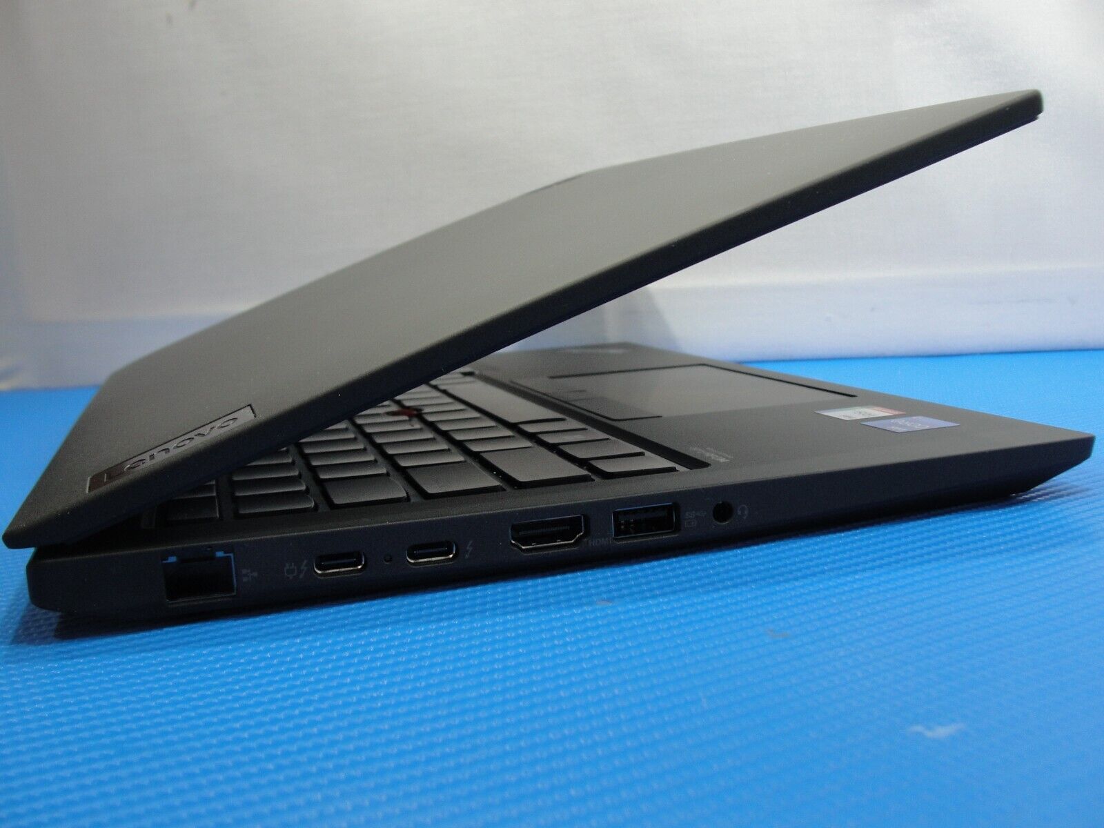 Lenovo ThinkPad T14 Gen 3 14