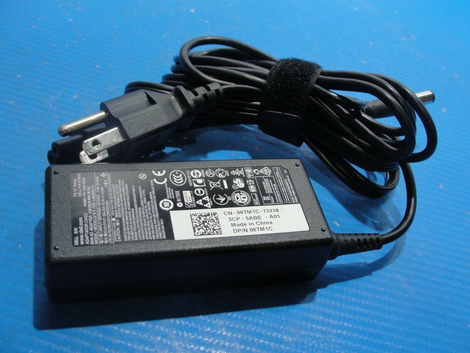 Genuine Dell AC Adapter Power Charger 19.5V 3.34A 65W LA65NS2-01 06TM1C 