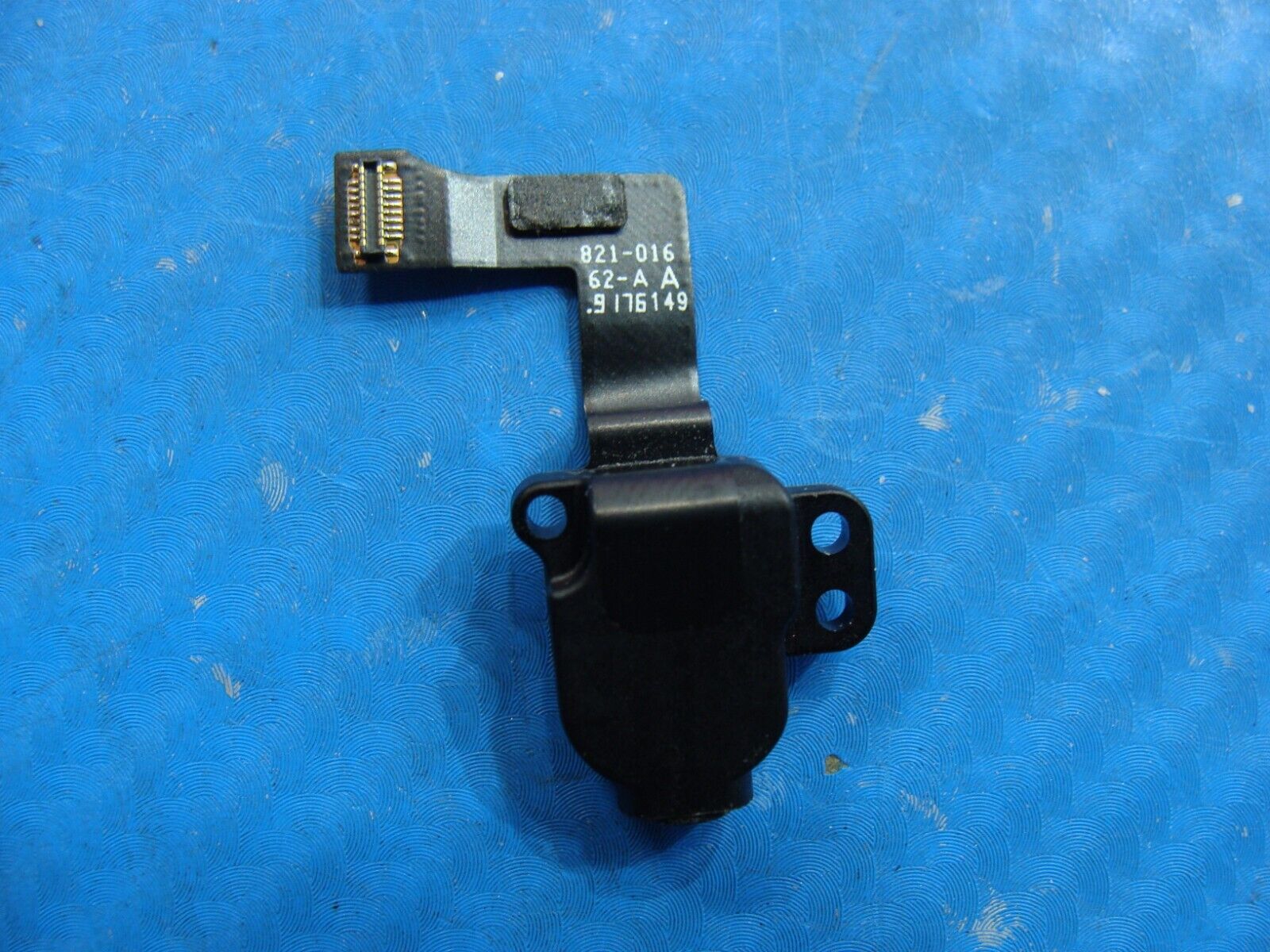 MacBook Pro A1989 13 2019 MV962LL/A Audio Board w/Cable Space Gray 923-02516