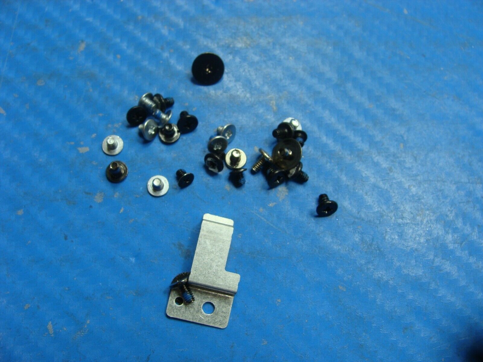 HP x2 Detachable 10-p010nr 10.1