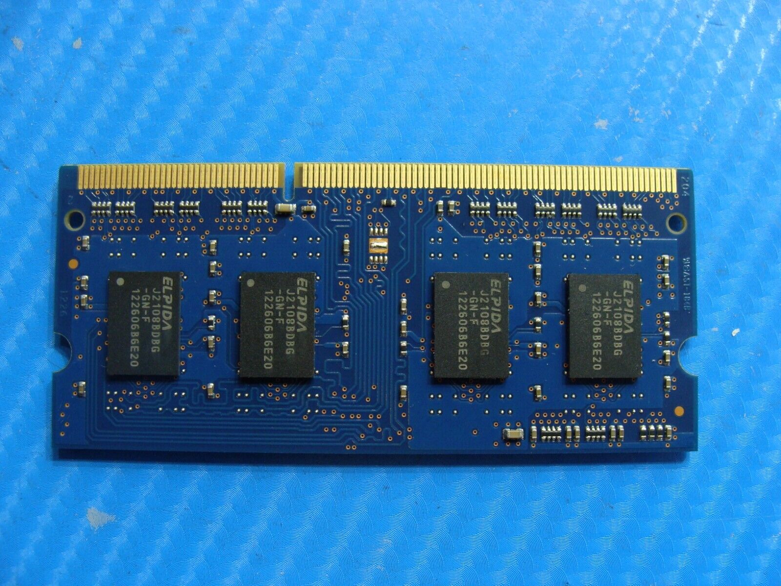 Sony SVE14AJ16L So-Dimm Elpida 2Gb 1Rx8 Memory PC3-12800s EBJ20UF8BDU0-GN-F