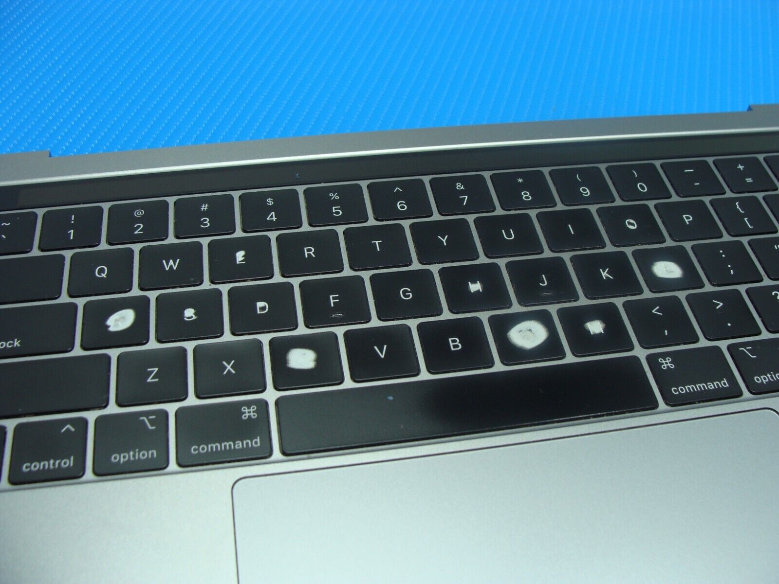 MacBook Pro A1989 13