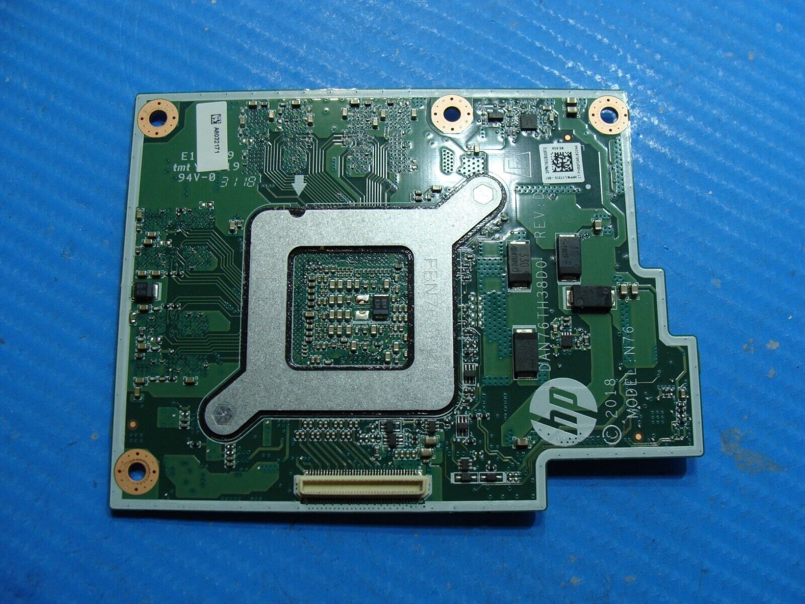 HP Pavilion AIO 24-xa0077C 24