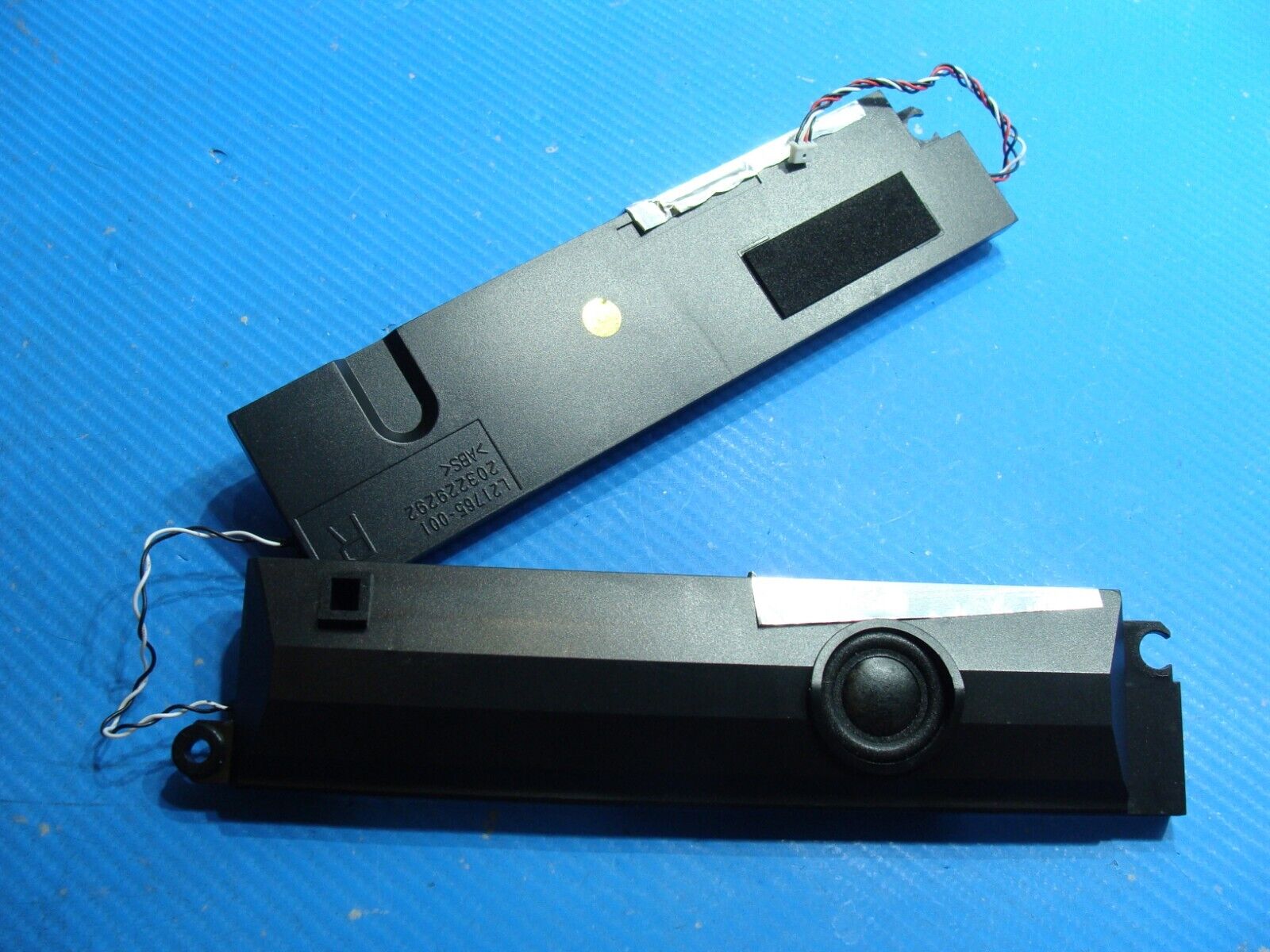 HP Pavilion AIO 24-xa0077C 24