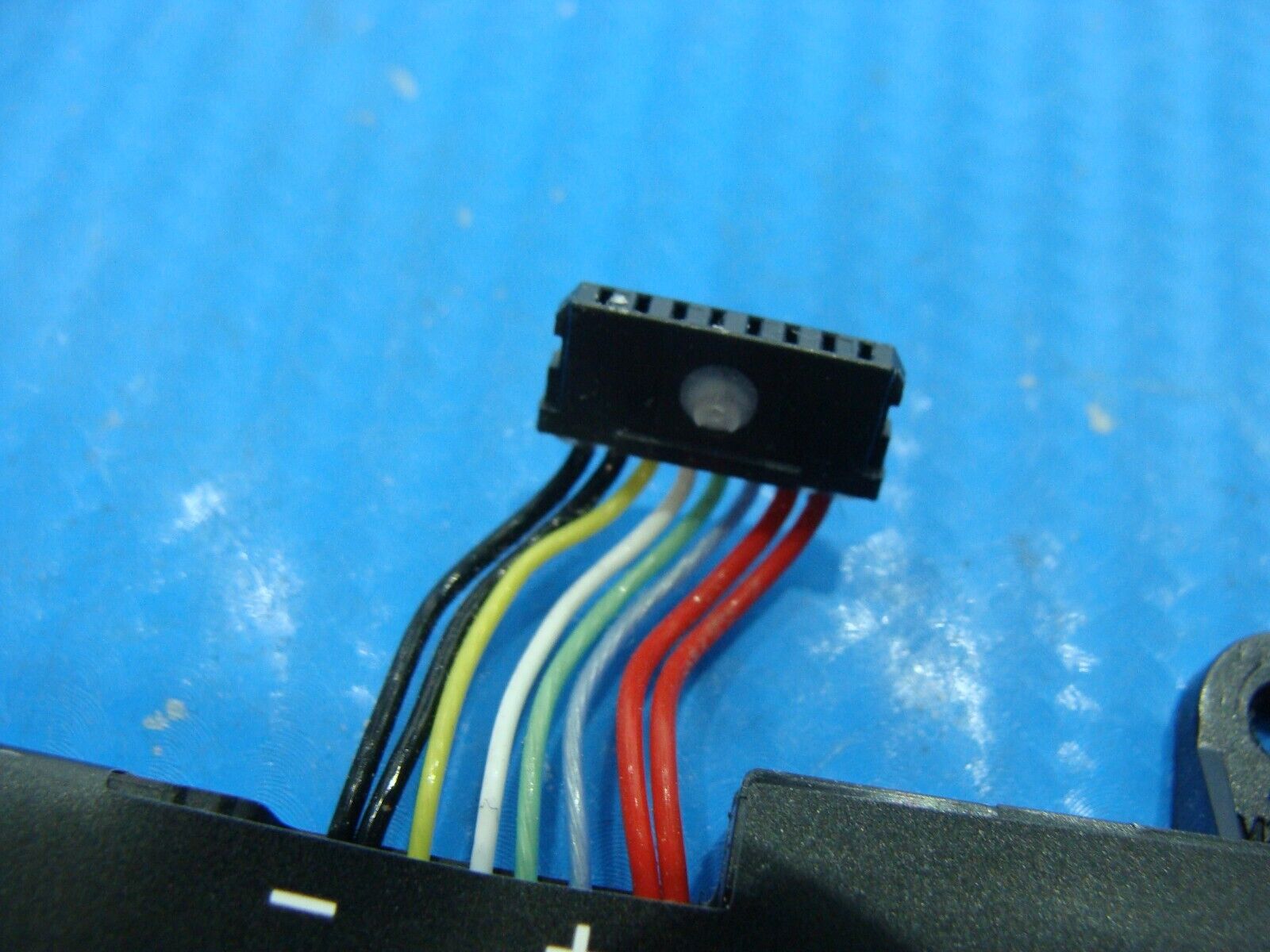 Lenovo IdeaPad 320-15IKB 15.6 Battery 7.6V 35Wh 4400mAh L16L2PB3