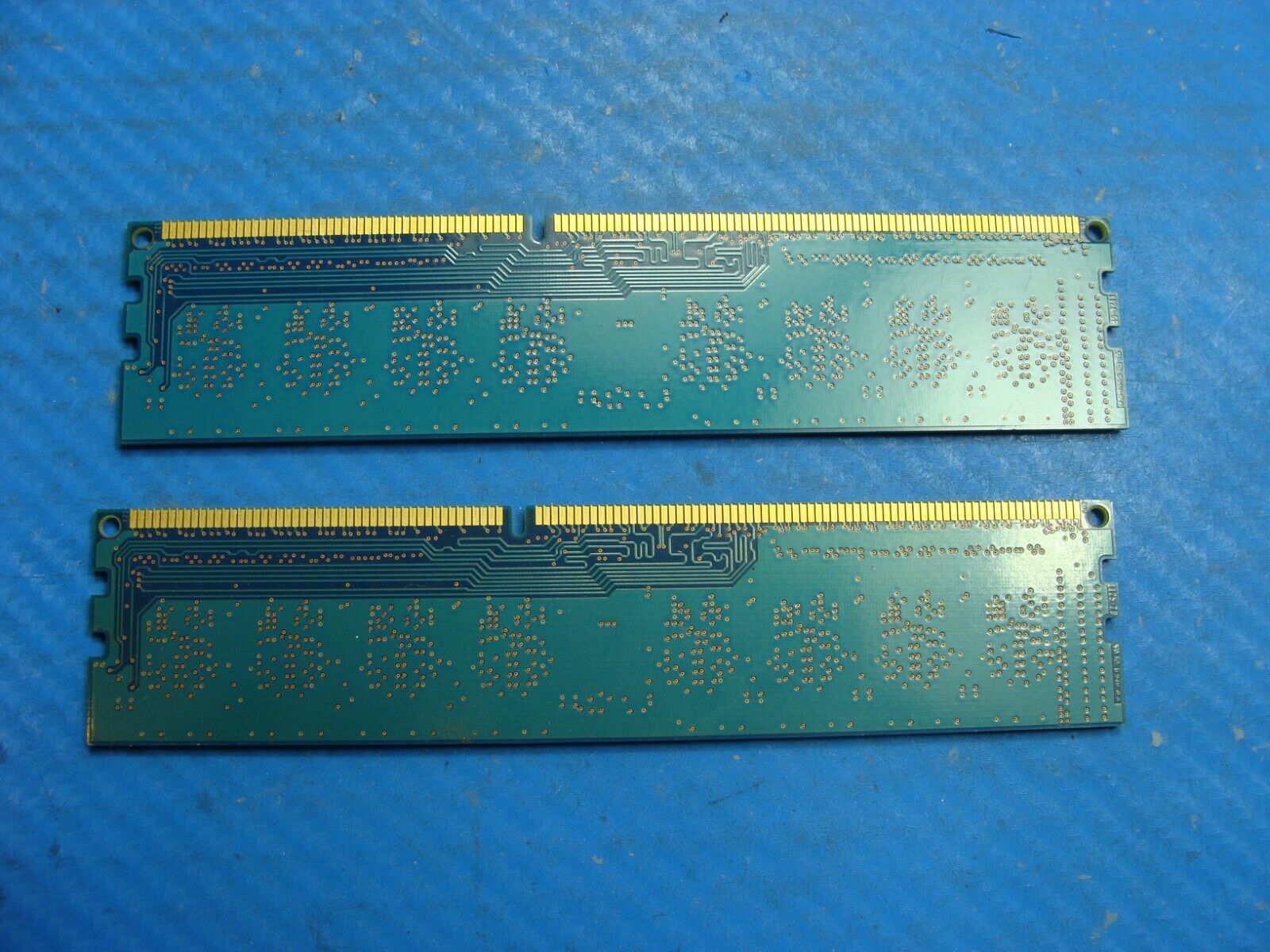 Dell XPS 8300 Hynix SO-DIMM RAM Memory Kit 2x1GB PC3-10600U HMT112U6TFR8C-H9 Hynix