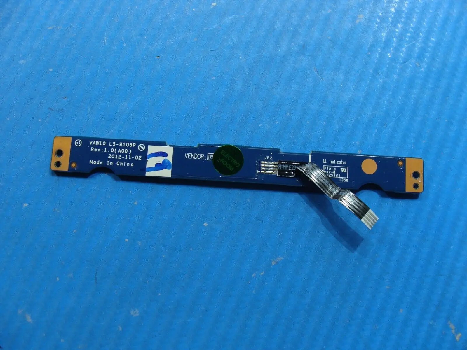 Dell Inspiron 17.3” 5737 Genuine Laptop Mouse Button Board w/Cable LS-9106P
