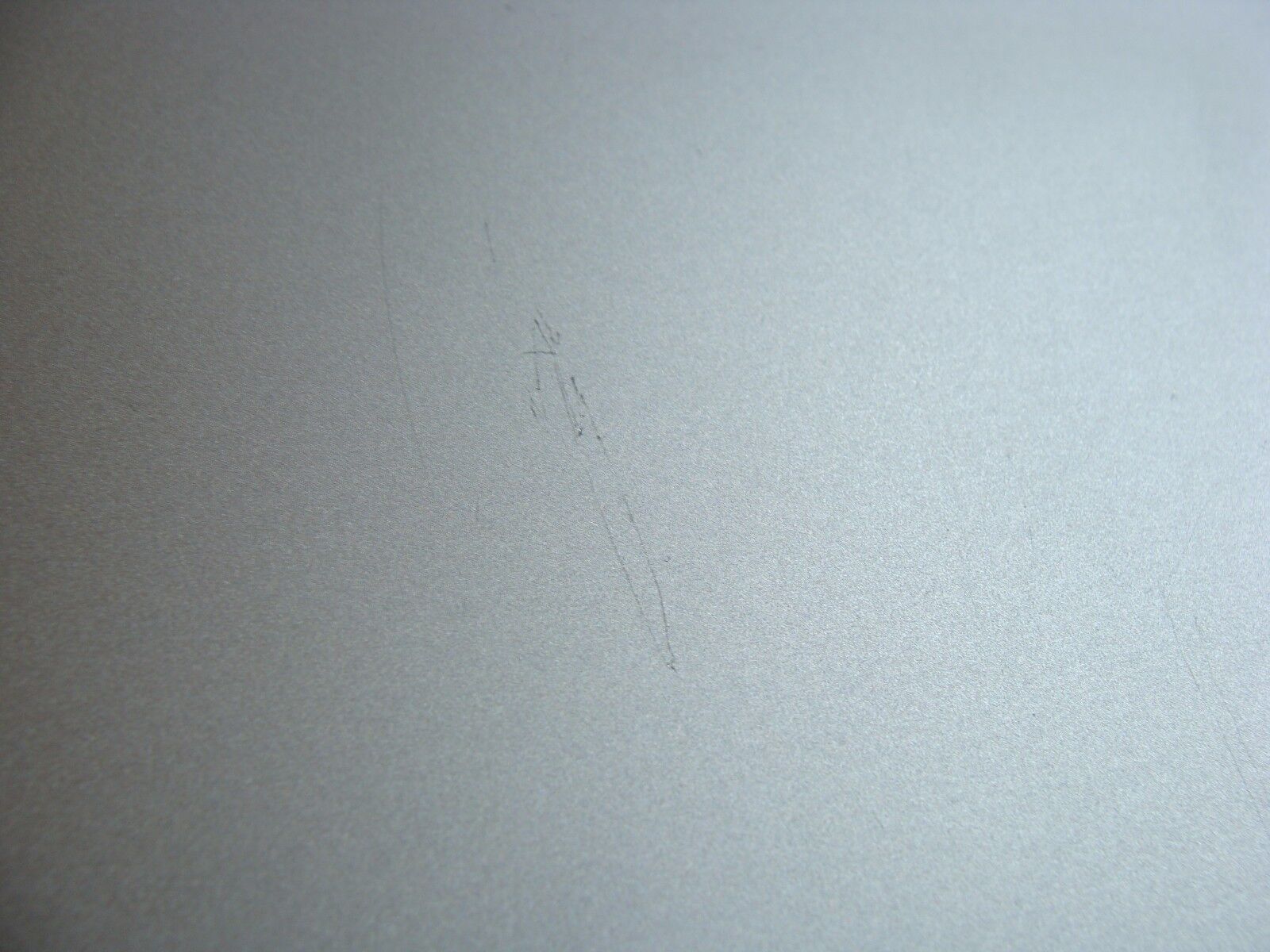 MacBook Pro 15 A1286 Mid 2009 MB985LL/A Genuine Bottom Case Silver 922-8710