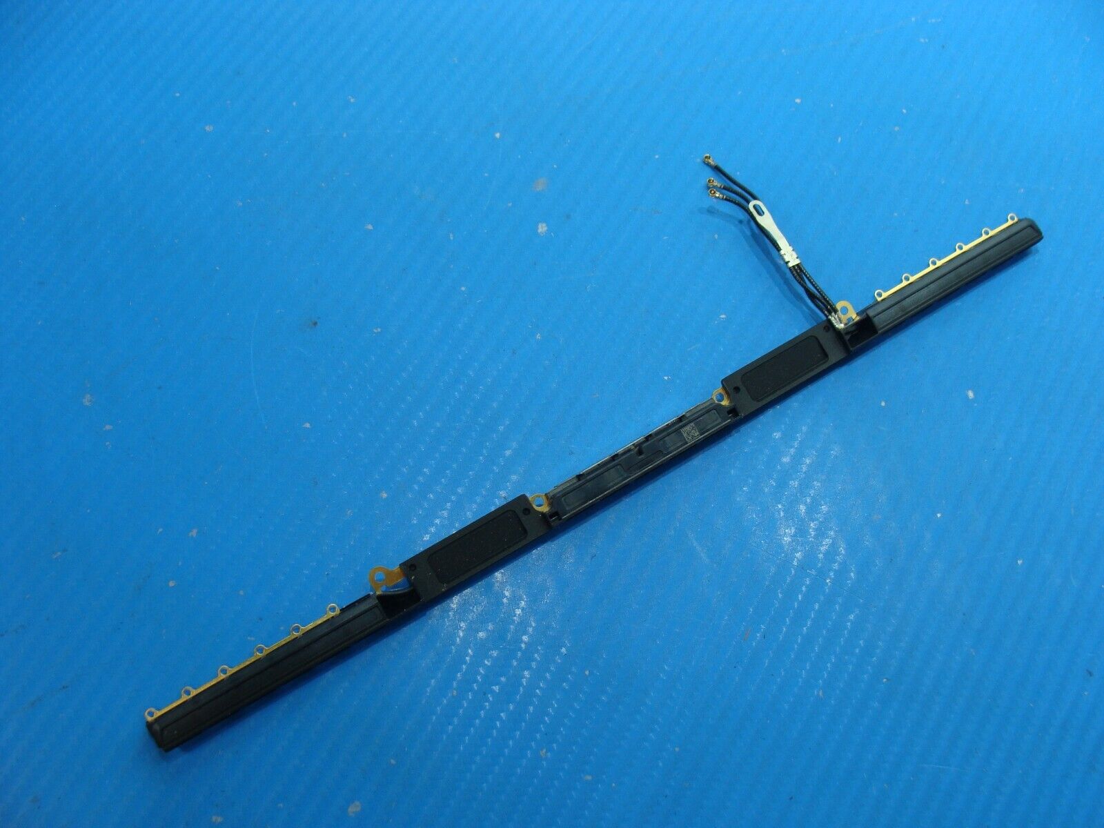 MacBook Pro A2251 13 Mid 2020 MWP42LL/A Vent & Antenna Module 923-04258