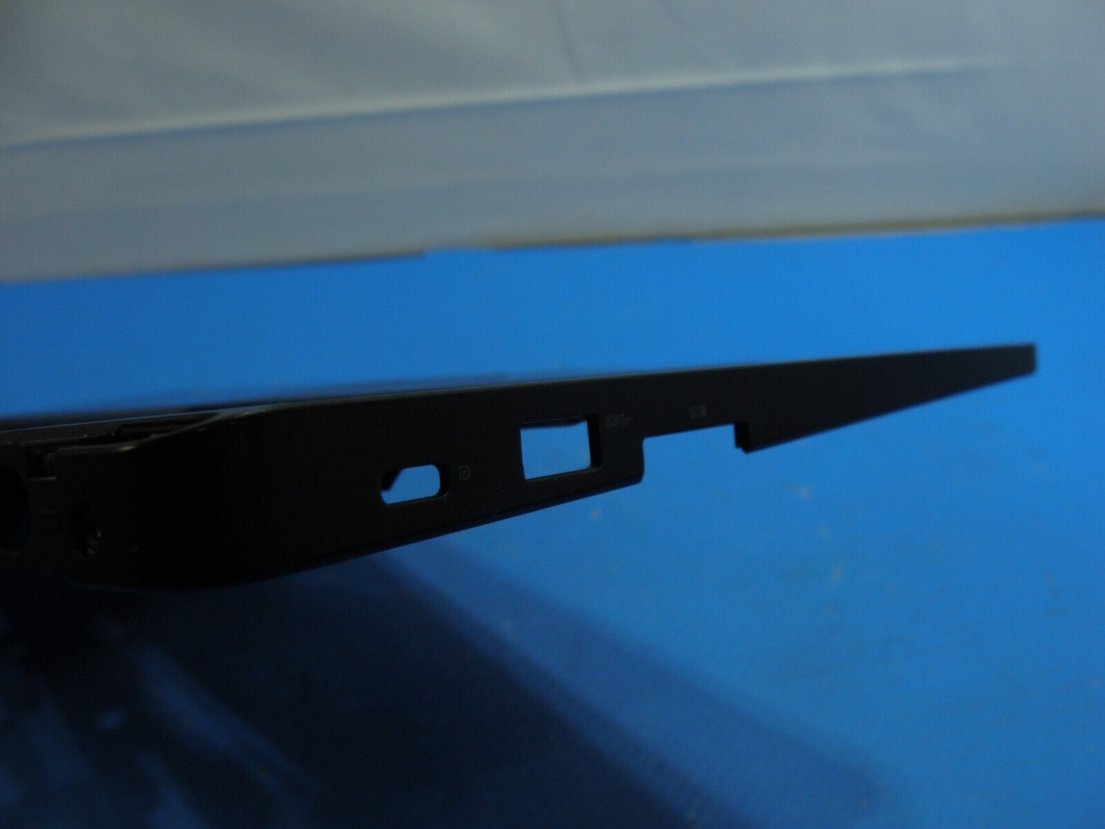 Dell Latitude 5480 14 Genuine Palmrest w/TouchPad Black