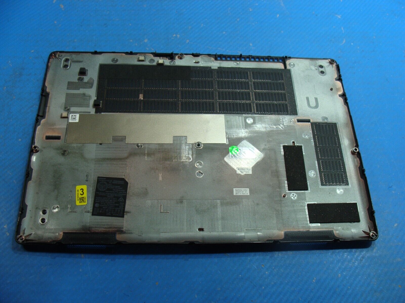 Dell Latitude 5480 14 Bottom Case Base Cover 96Y3N AP1SD000D04