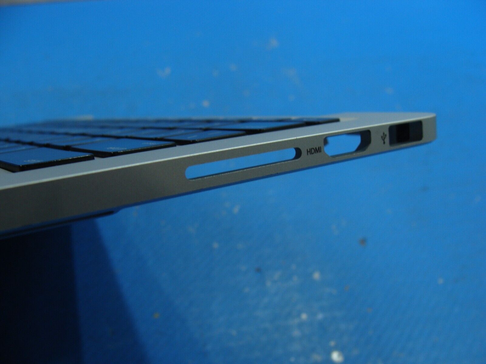 MacBook Pro A1502 13 2015 MF843LL Top Case w/Keyboard Trackpad Silver 661-02361