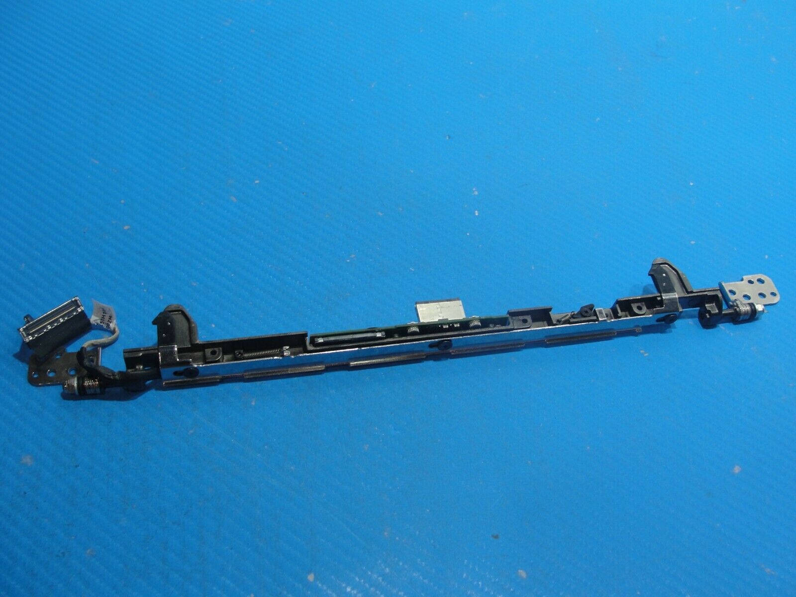 Toshiba Setellite W35DT-A3300 13.3