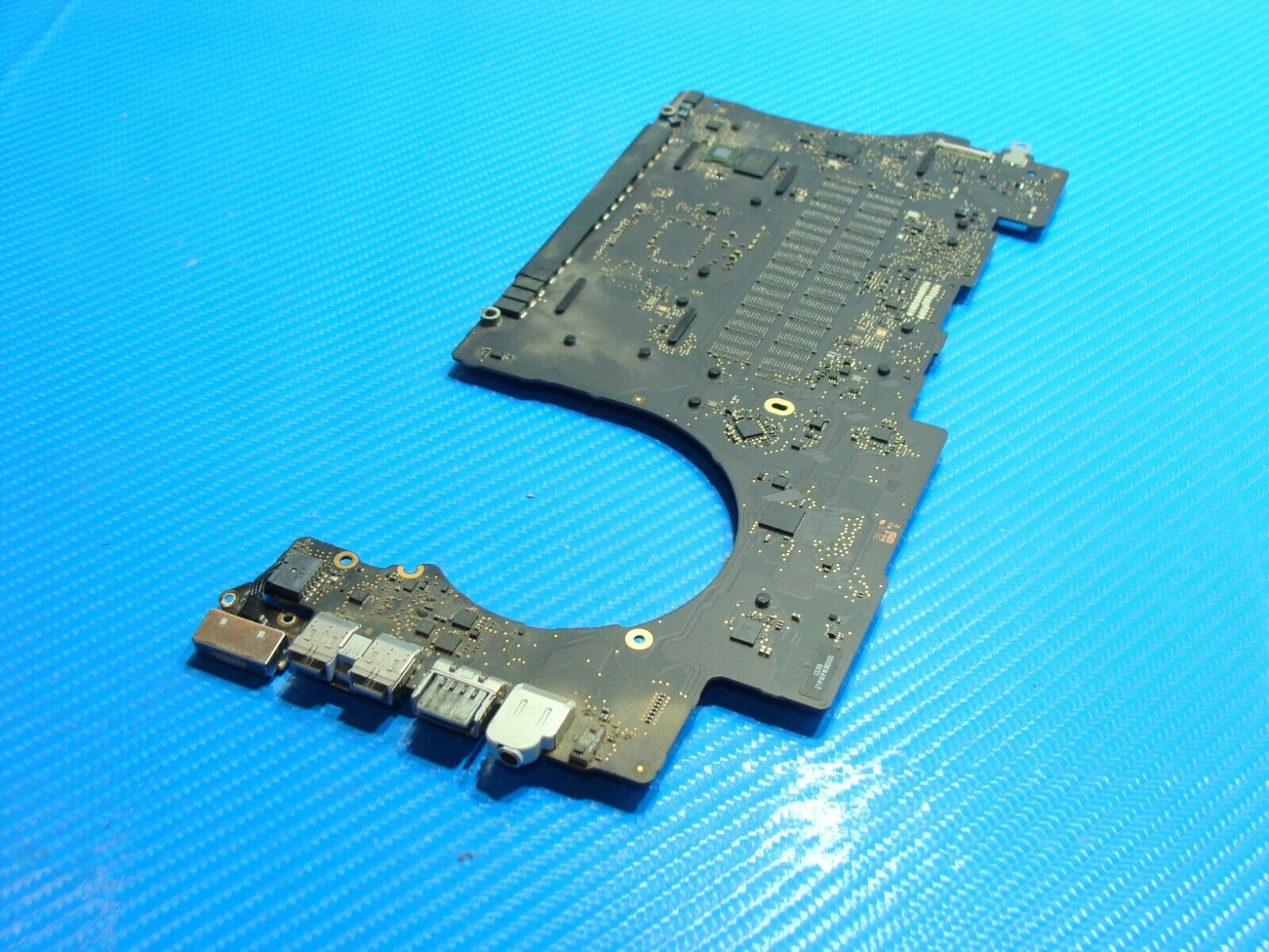 MacBook Pro A1398 15