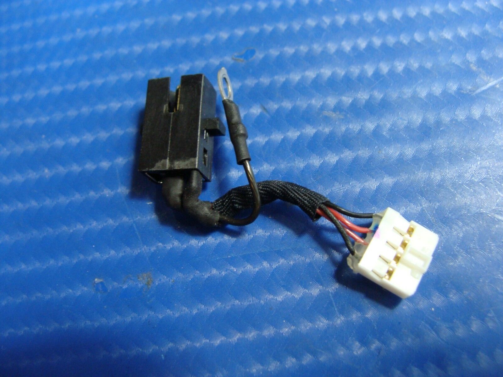 Toshiba Thrive AT105-T1032 10.1