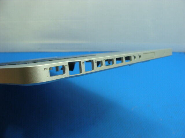 MacBook Pro A1297 MC725LL/A Early 2011 17