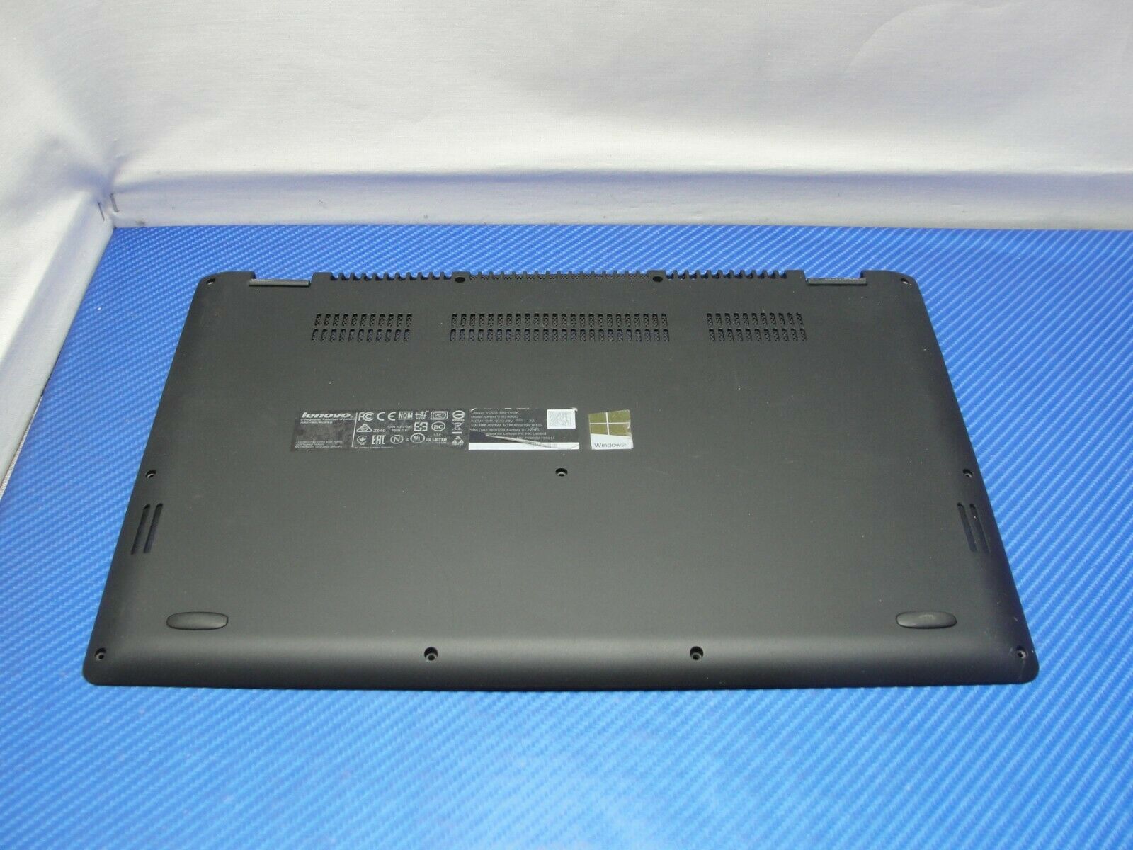 Lenovo Yoga 700-14ISK 80QD 14