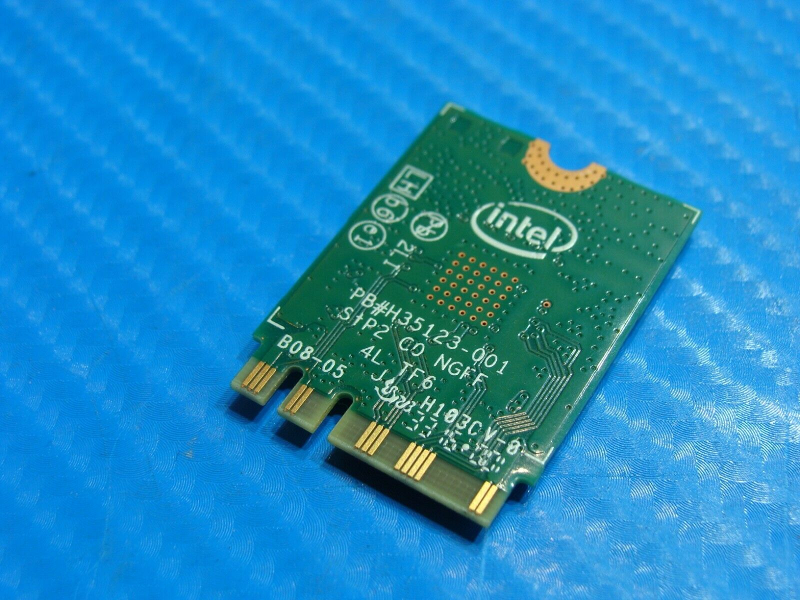 HP Pavilion 15-aw053nr 15.6