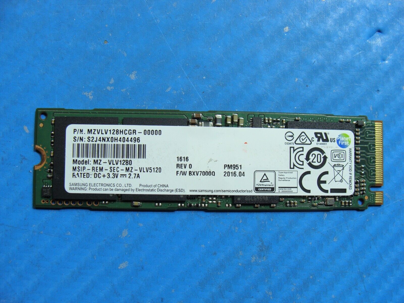 Razer Blade RZ09-01682E20 Samsung 128GB NVMe M2 SSD Solid State Drive MZ-VLV1280
