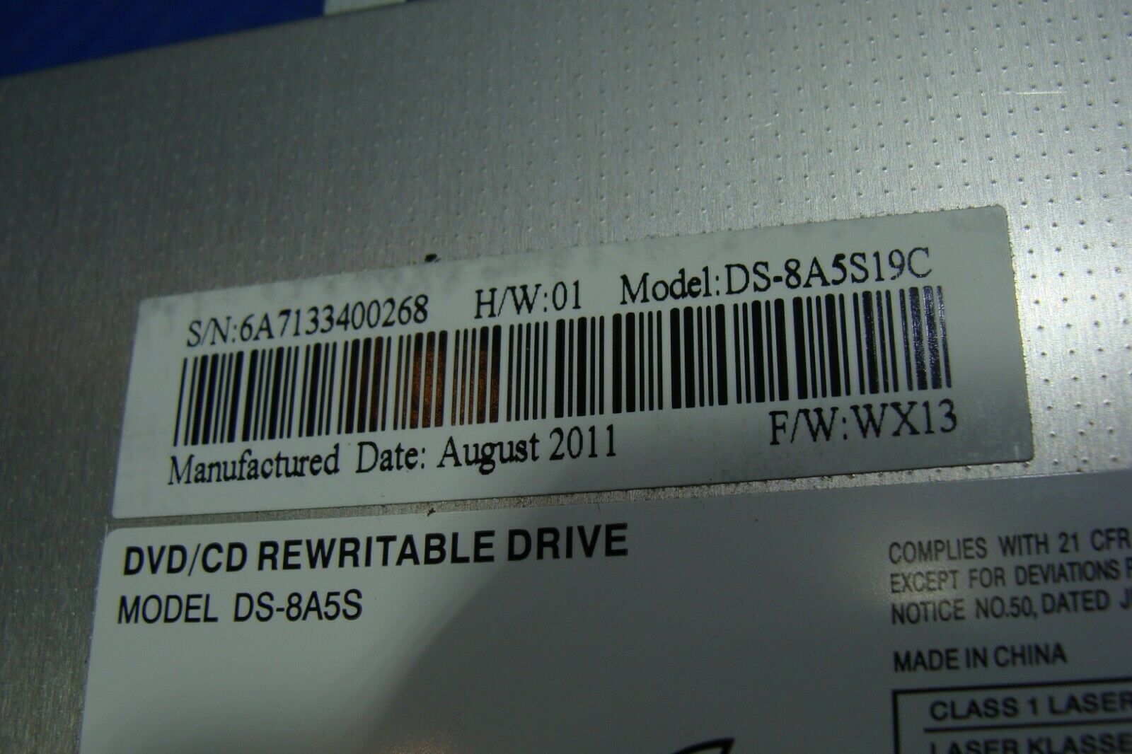 System 76 Pangoline panp8 15.6