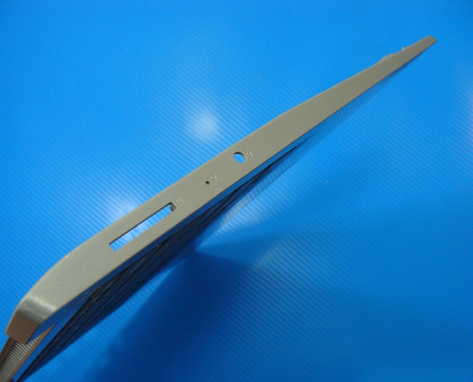 Lenovo IdeaPad 14” 3 14IIL05 81WD OEM Palmrest w/Keyboard TouchPad AM1JU000300