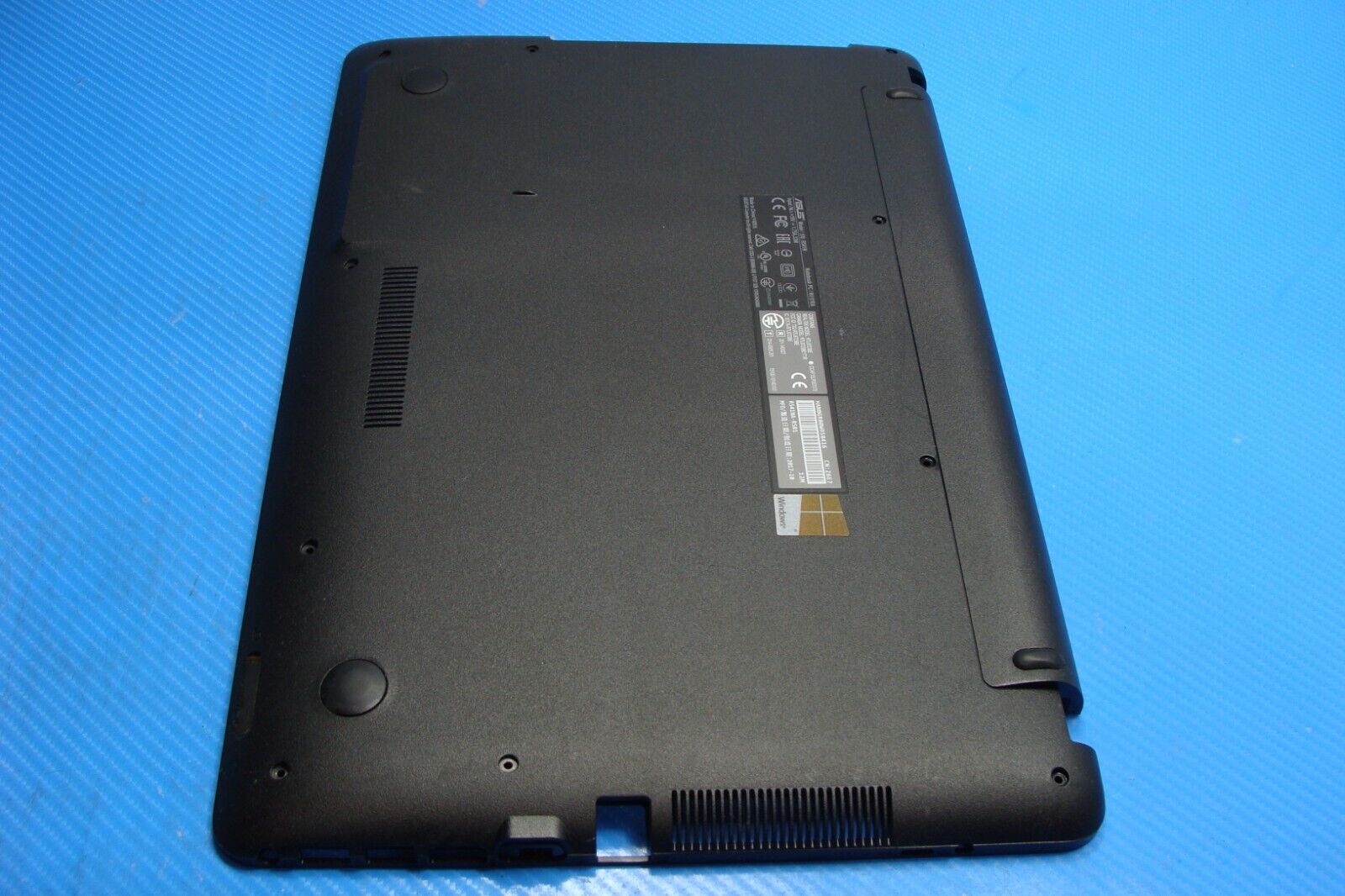 Asus VivoBook 15.6