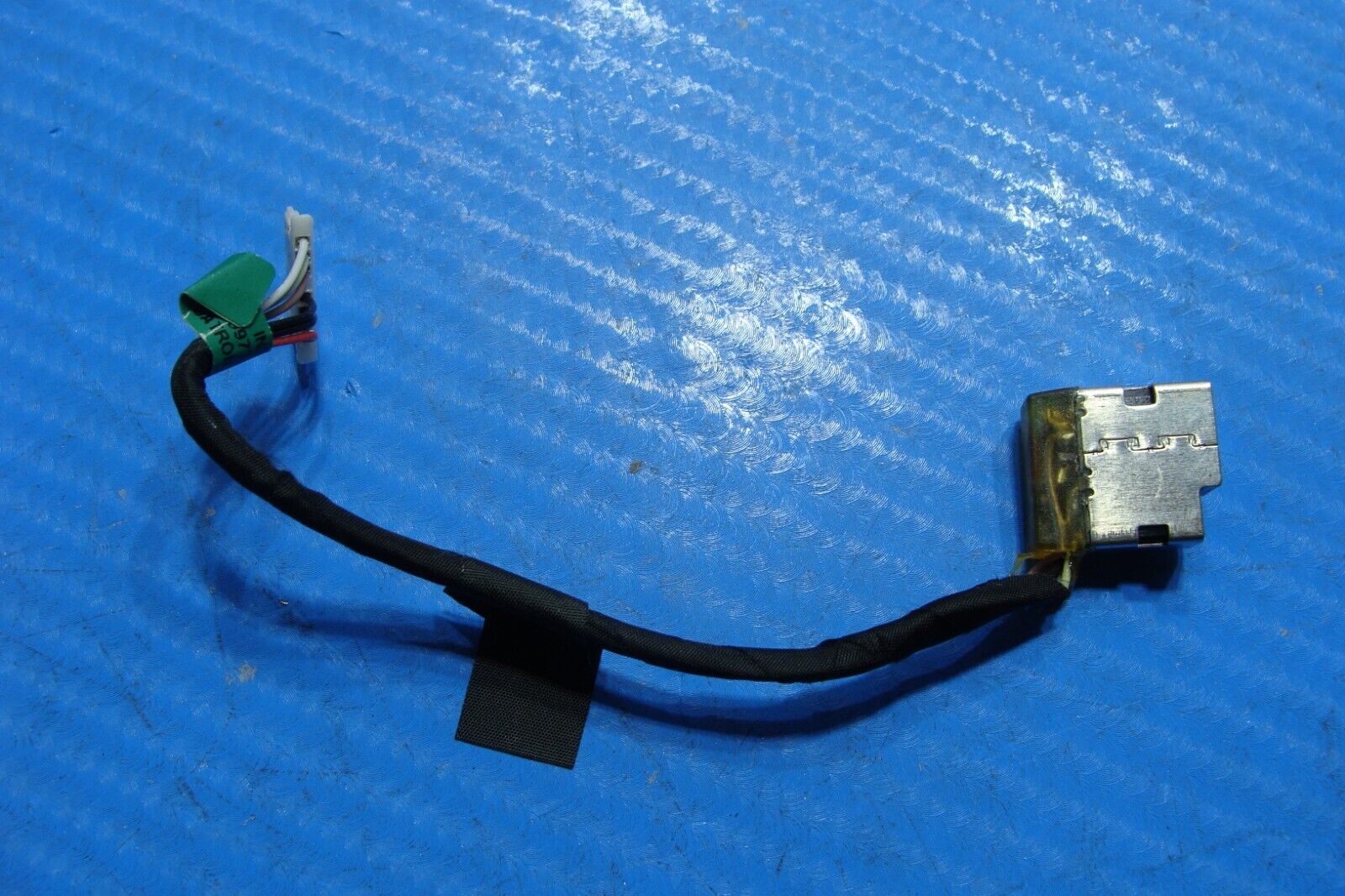 HP Envy 15t-ae100 15.6